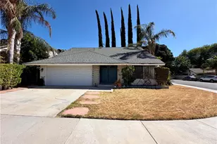 21472 Peggy Joyce, Saugus, CA 91350 - Photo 1