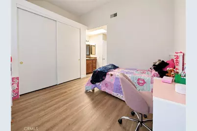 182 W Walnut #B, Rialto, CA 92376 - Photo 13