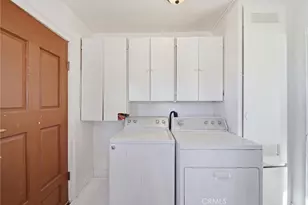 9310 Zamora Ave, Los Angeles, CA 90002 - Photo 11