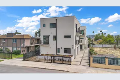 11334 Tiara, North Hollywood, CA 91601 - Photo 3