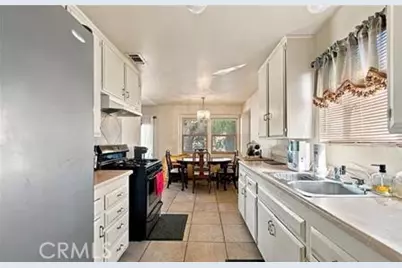 21211 Haston Place, Lakewood, CA 90715 - Photo 27