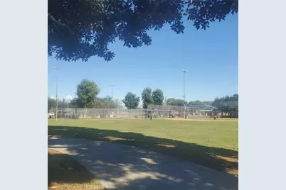 9786 Roma, Pico Rivera, CA 90660 - Photo 17