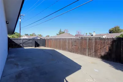 501 E Sunny Hills Road, Fullerton, CA 92835 - Photo 47