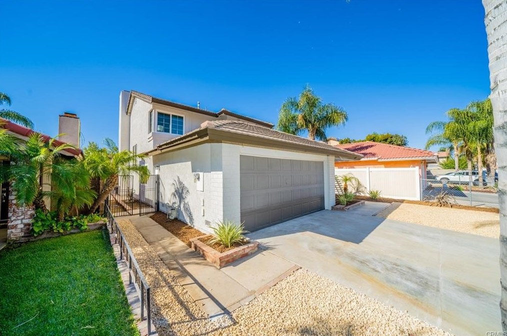 15777 Jalanie Ln, Moreno Valley CA  92551-6931 exterior