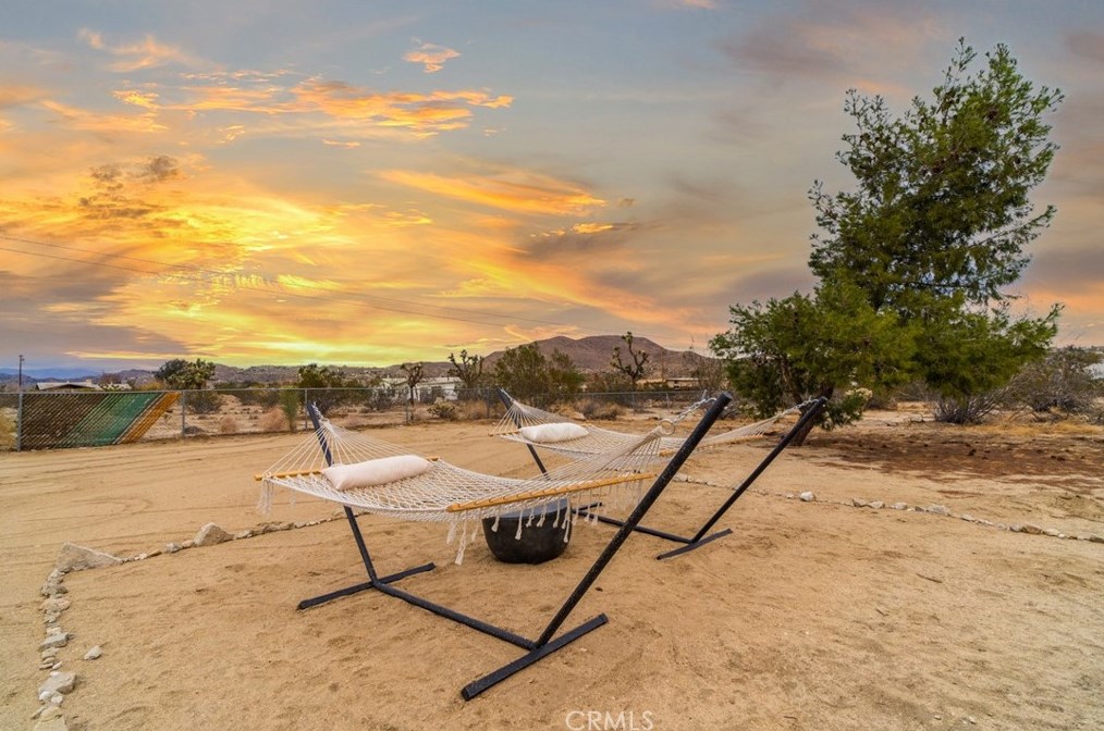 6462 Marvin Dr, Yucca Valley CA  92284-5732 exterior