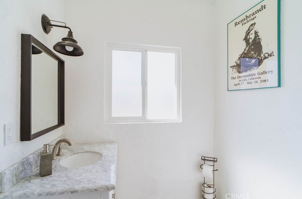 6462 Marvin Dr, Yucca Valley CA  92284-5732 exterior