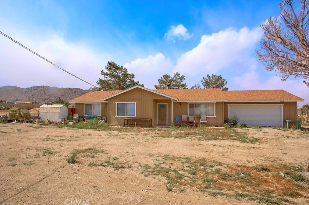 9048 Mesa Rd, Lucerne Valley CA  92356 exterior
