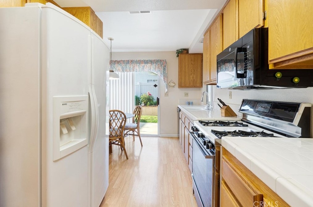 6381 Player Ct, Banning CA  92220-5400 exterior