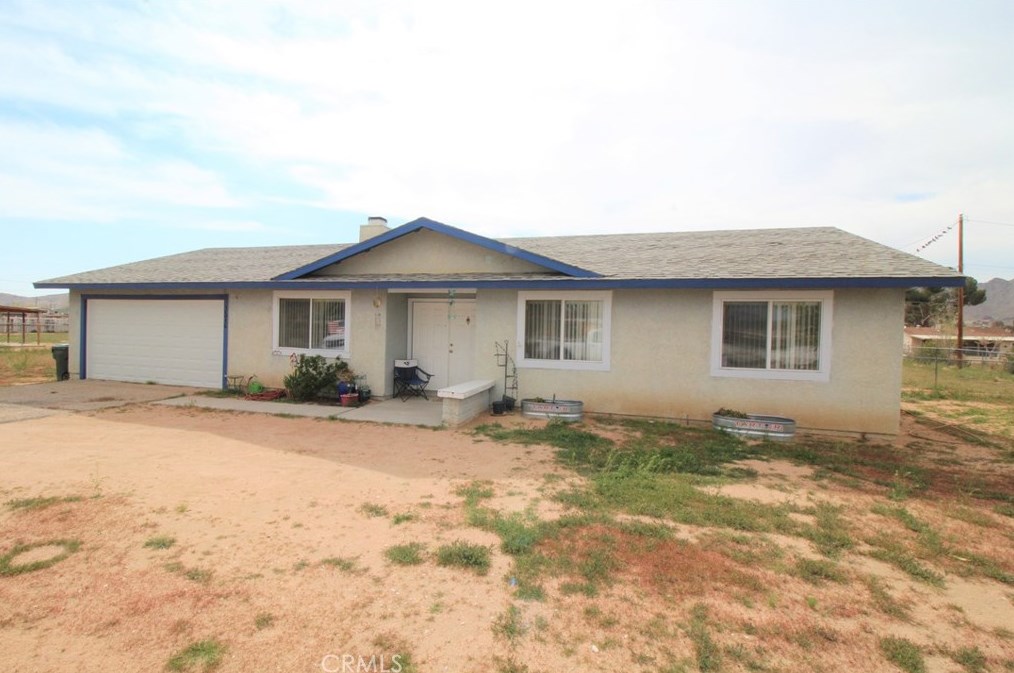 15876 Ute Rd, Apple Valley CA  92307-3122 exterior