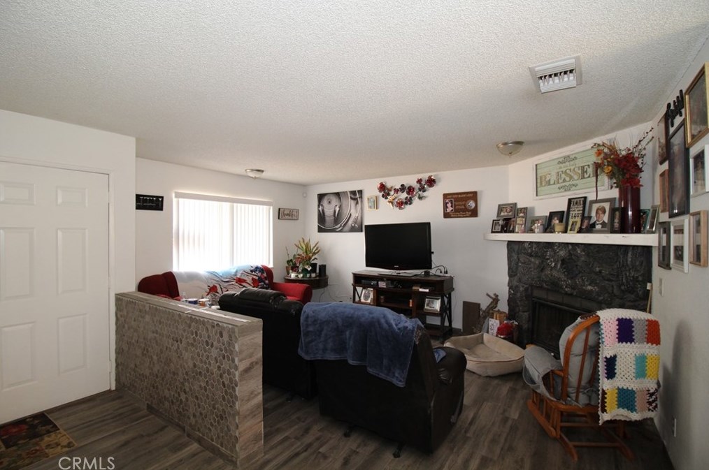 15876 Ute Rd, Apple Valley CA  92307-3122 exterior