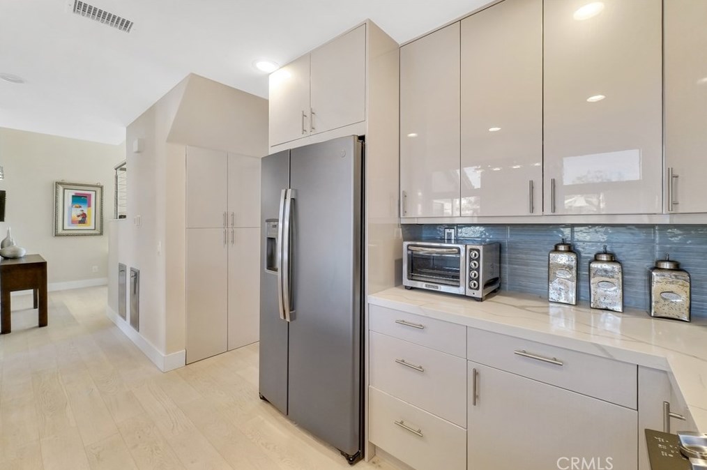 1218 Bel Air Ct, Banning CA  92220-6402 exterior