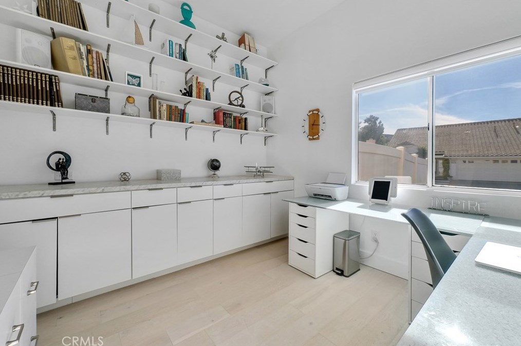 1218 Bel Air Ct, Banning CA  92220-6402 exterior