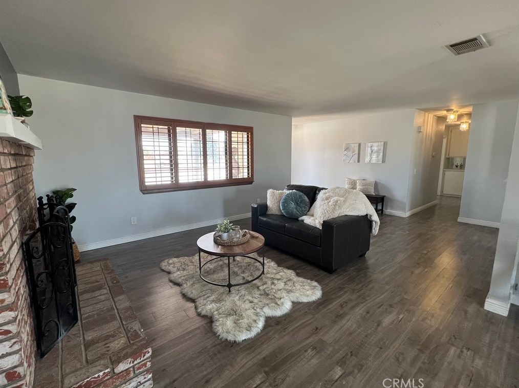 20716 Yucca Loma Rd, Apple Valley CA  92307-5743 exterior