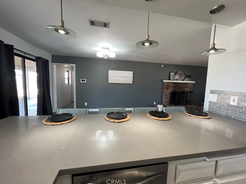 20716 Yucca Loma Rd, Apple Valley CA  92307-5743 exterior