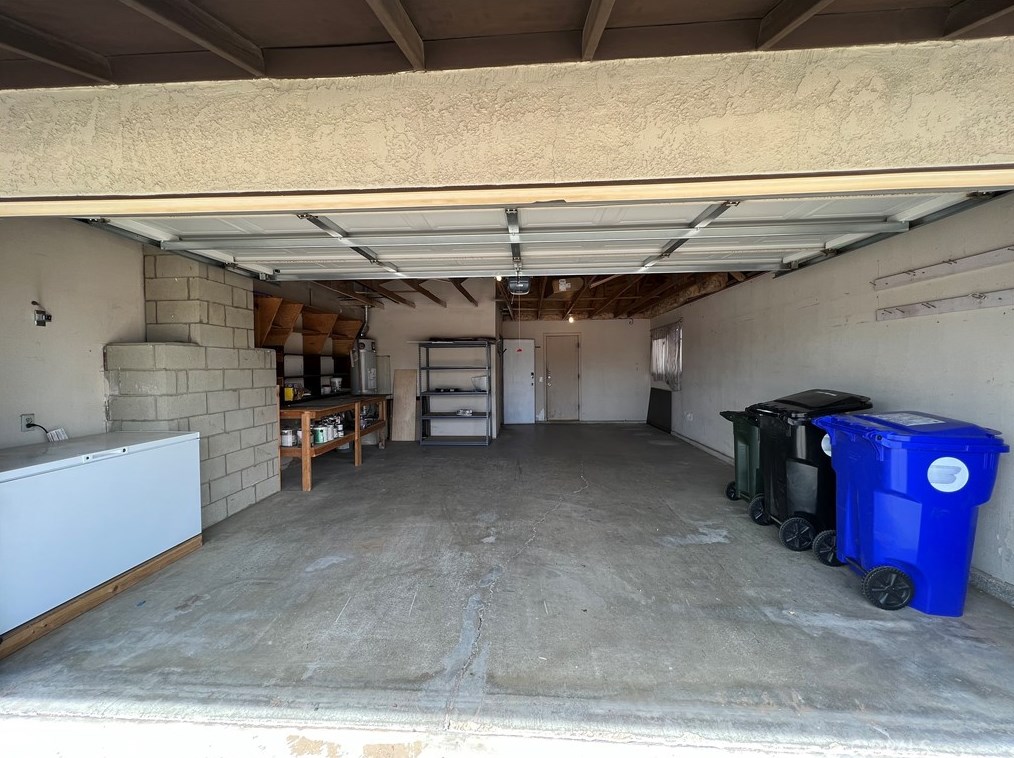 20716 Yucca Loma Rd, Apple Valley CA  92307-5743 exterior