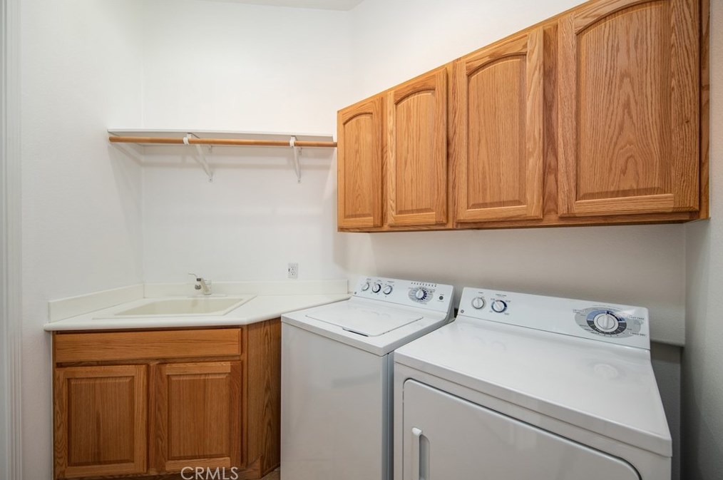 421 Sandpiper St, Banning CA  92220-5277 exterior