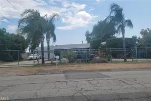 477 County Line Rd, Calimesa, CA 92320 - Photo 3