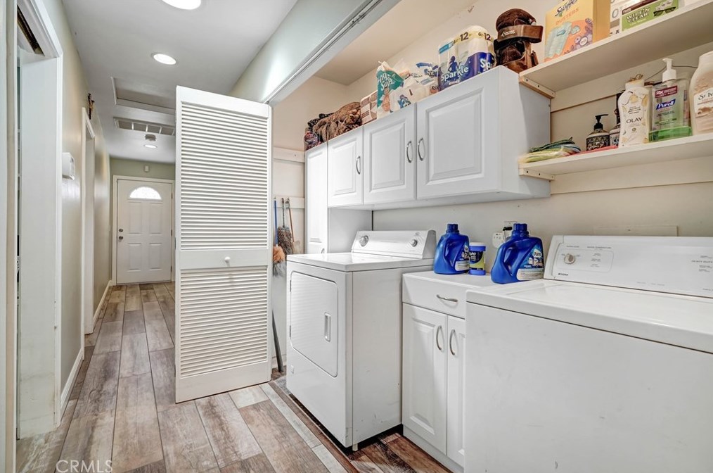 14770 Tigertail Rd, Apple Valley CA  92307-5249 exterior