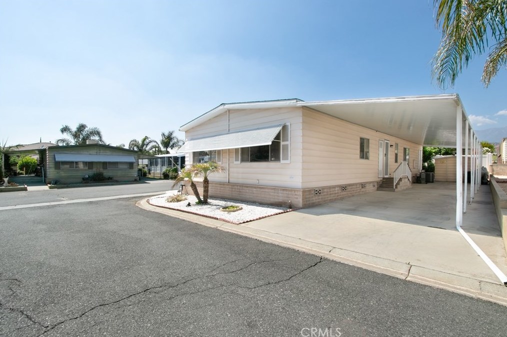 4133 Wilson St, Banning CA  92220-1300 exterior