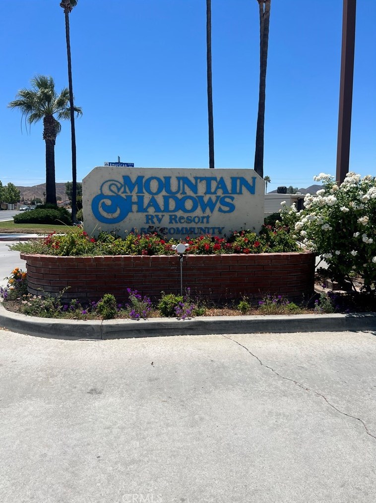 1295 Cawston Ave, Hemet CA  92545-9126 exterior