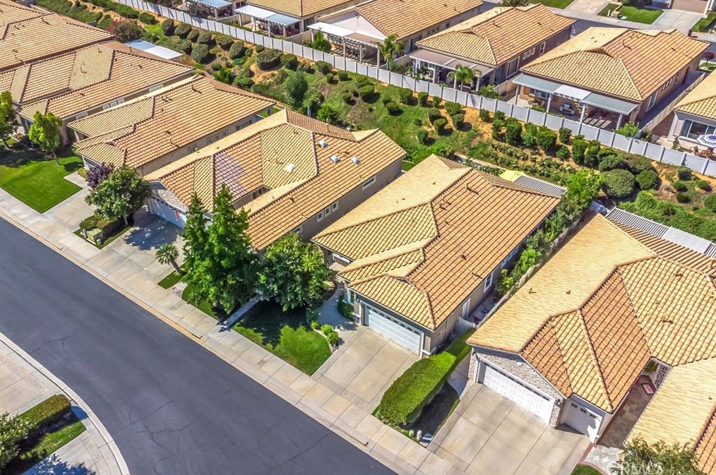 6253 Ponte Verde Cir, Banning CA  92220-7532 exterior