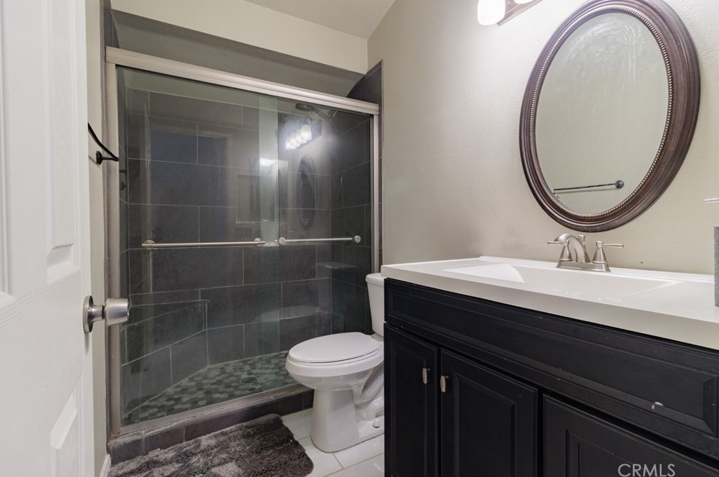 15481 Tobarra Rd, Fontana CA  92337-9059 exterior