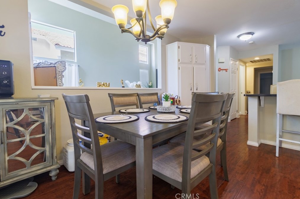 15481 Tobarra Rd, Fontana CA  92337-9059 exterior