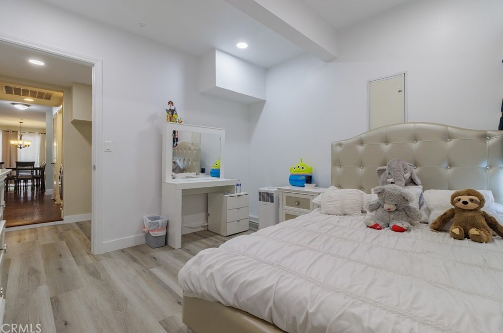 15481 Tobarra Rd, Fontana CA  92337-9059 exterior