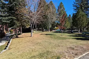 391 Montclair Dr, Big Bear City, CA 92314 - Photo 29