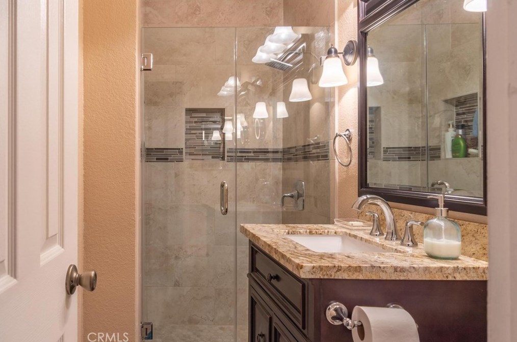 915 Orange Grv Ave, Colton CA  92324-2638 exterior