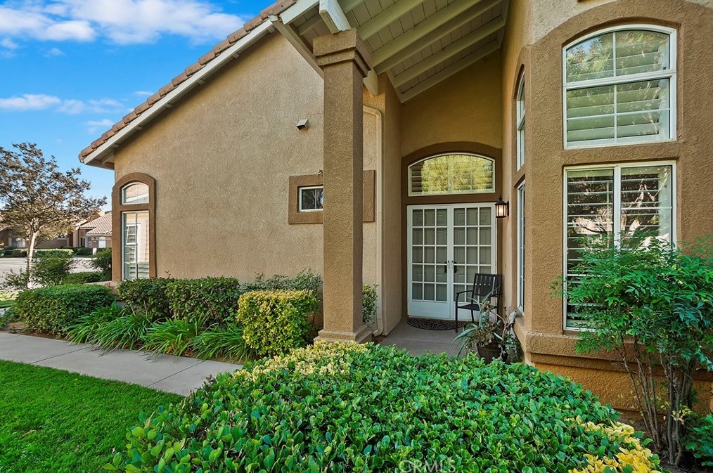 5663 Trevino Way, Banning CA  92220-6438 exterior