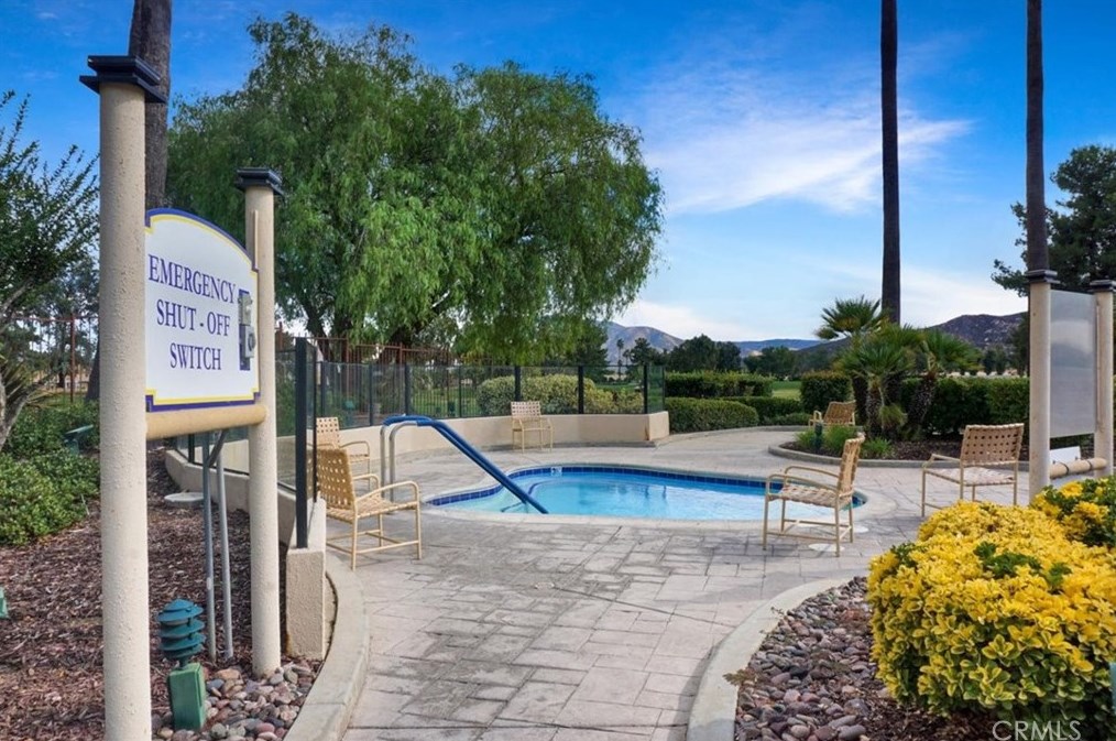 5160 Plain Field Dr, Banning CA  92220-5213 exterior