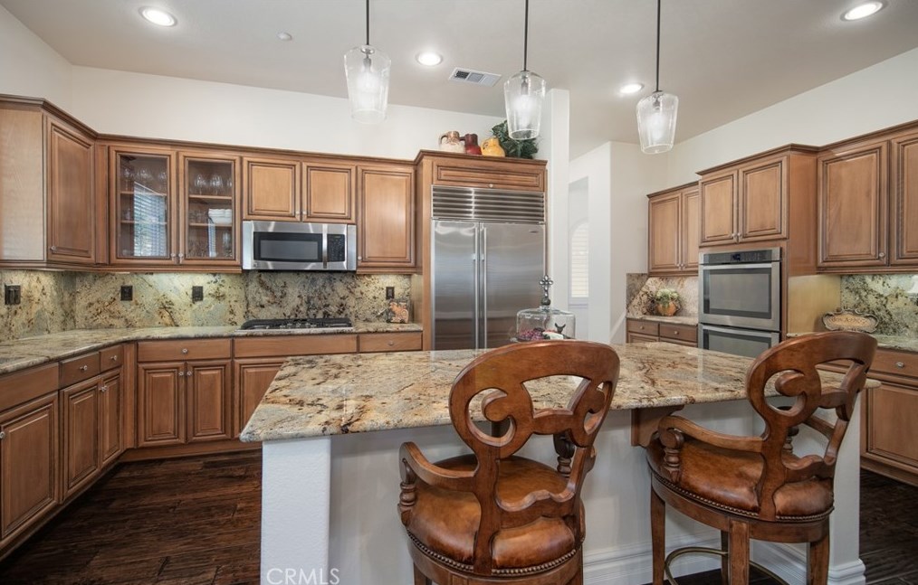 1739 6th Ave, Redlands CA  92374-6475 exterior