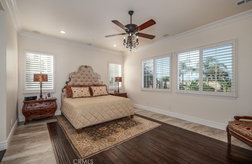 1739 6th Ave, Redlands CA  92374-6475 exterior