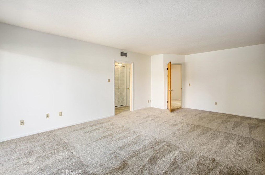 10410 Live Oak Ave, Beaumont CA  92223-4414 exterior