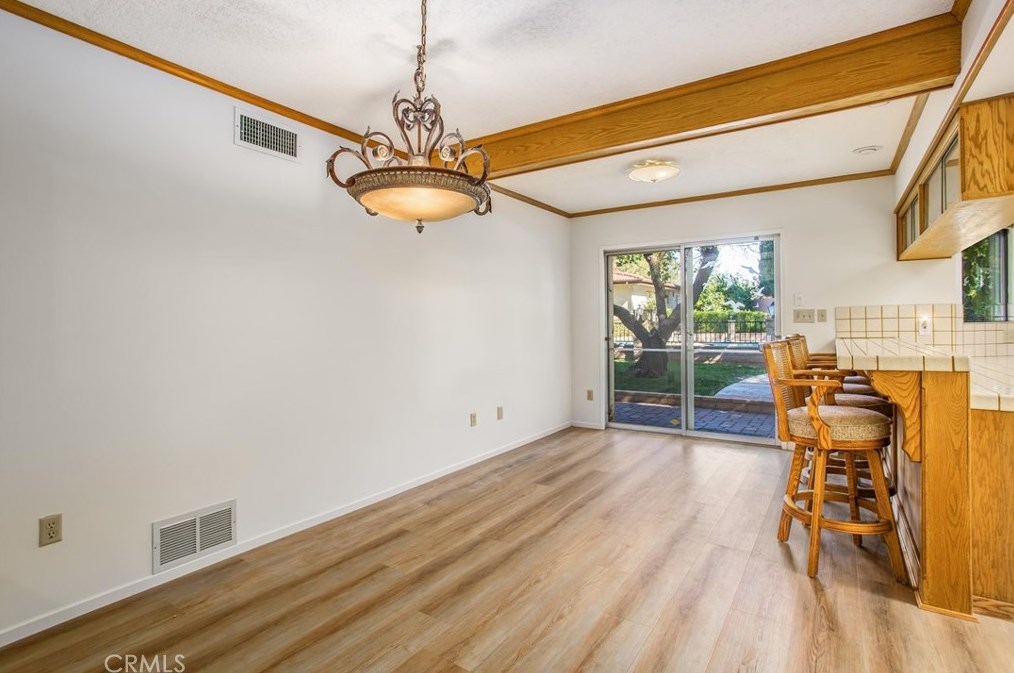 10410 Live Oak Ave, Beaumont CA  92223-4414 exterior