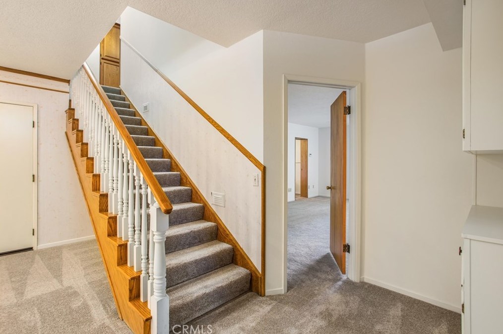 10410 Live Oak Ave, Beaumont CA  92223-4414 exterior