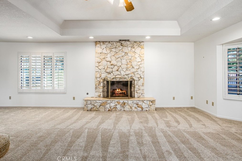 10410 Live Oak Ave, Beaumont CA  92223-4414 exterior