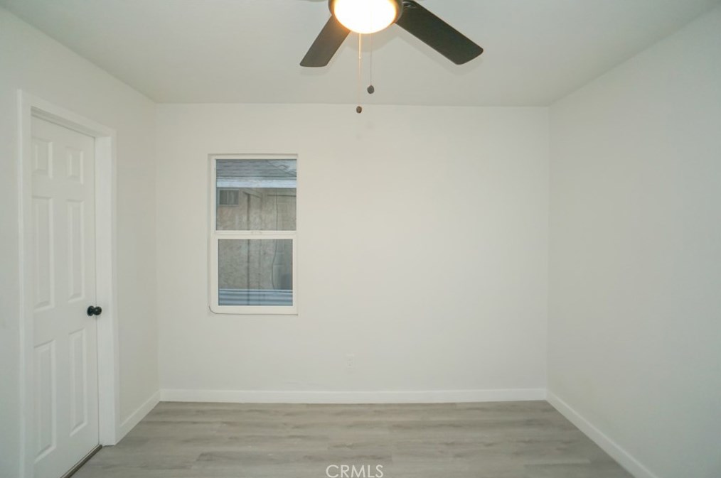 235 60 St, Los Angeles CA  90001-1120 exterior