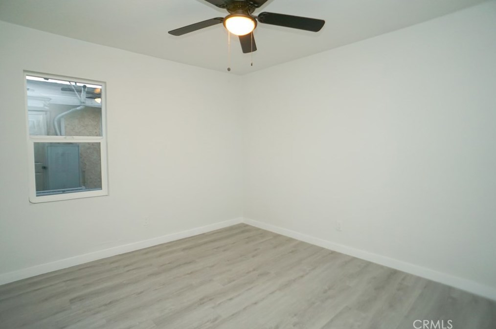 235 60 St, Los Angeles CA  90001-1120 exterior