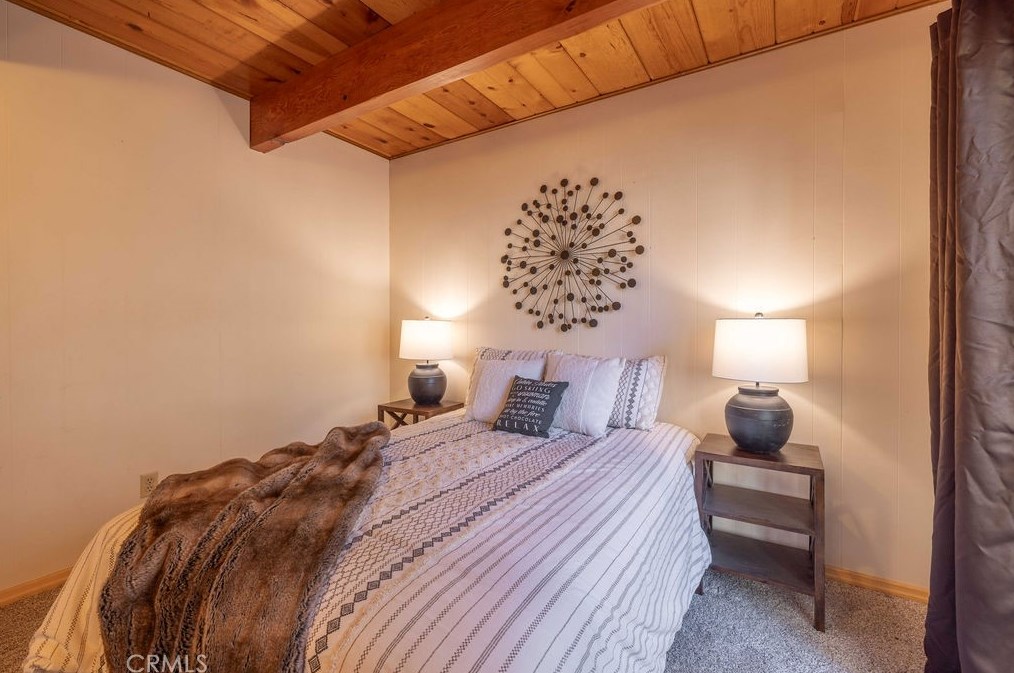 333 Brewer Way, Big Bear City CA  92314-9272 exterior