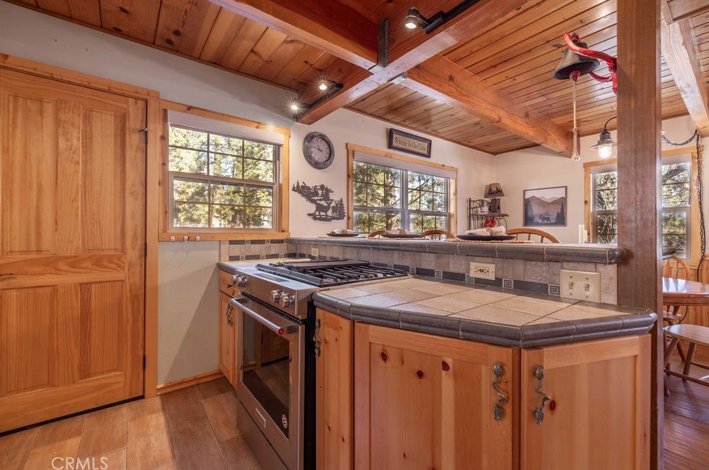 333 Brewer Way, Big Bear City CA  92314-9272 exterior