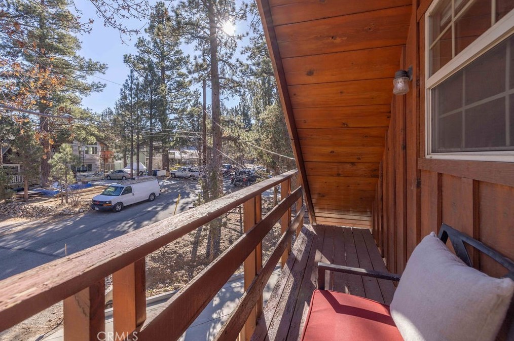 333 Brewer Way, Big Bear City CA  92314-9272 exterior
