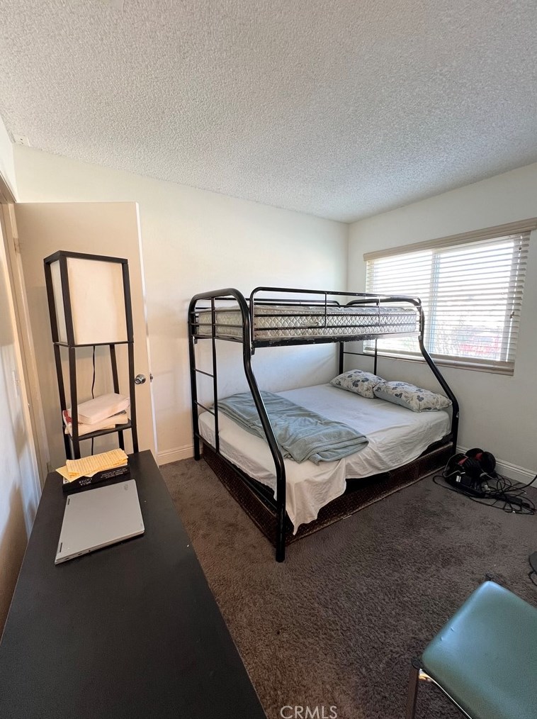 6741 Kempster Ct, Fontana CA  92336-1574 exterior