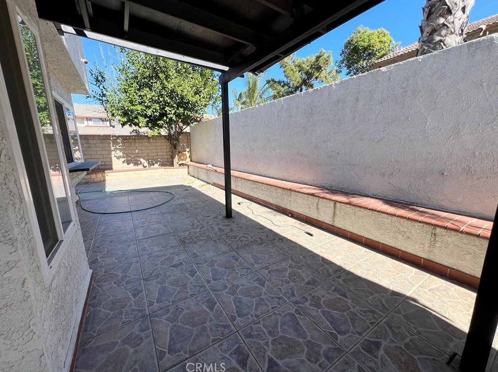 6741 Kempster Ct, Fontana CA  92336-1574 exterior