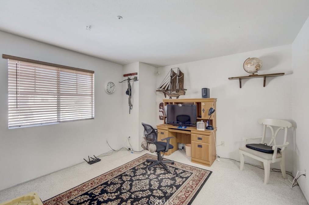 14735 Saddlepeak Dr, Fontana CA  92336-0197 exterior