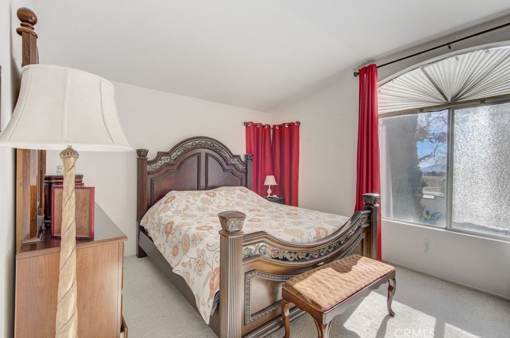 14735 Saddlepeak Dr, Fontana CA  92336-0197 exterior