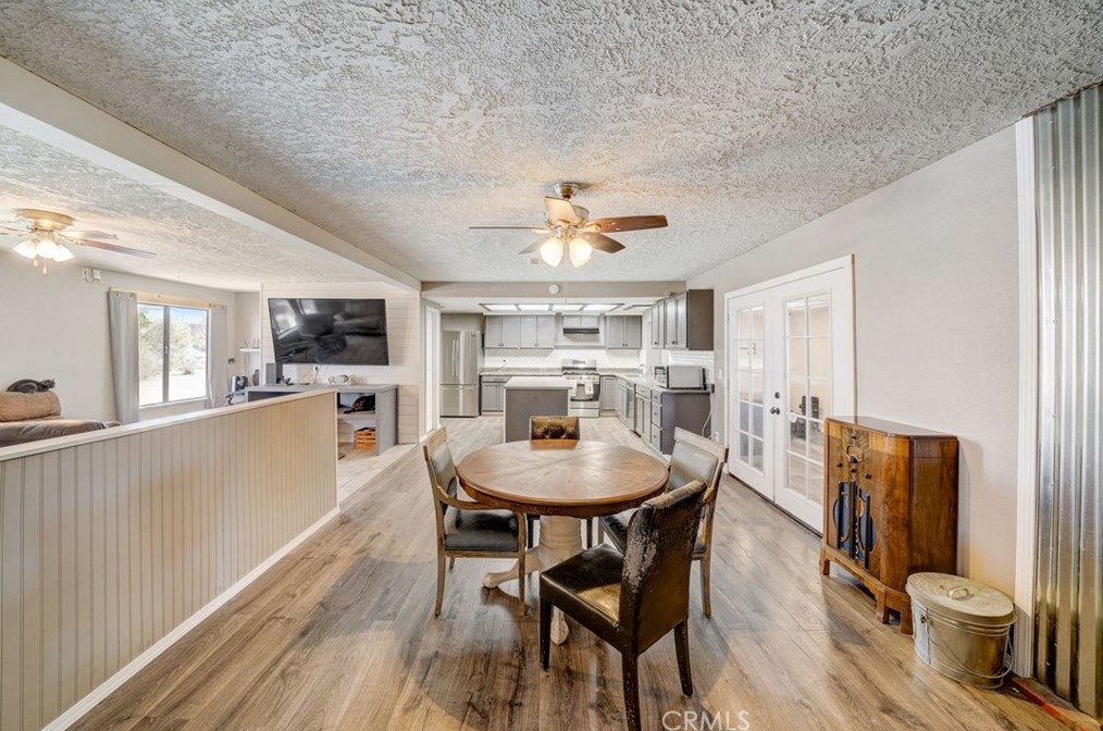 13928 Valle Vista Rd, Phelan CA  92371 exterior