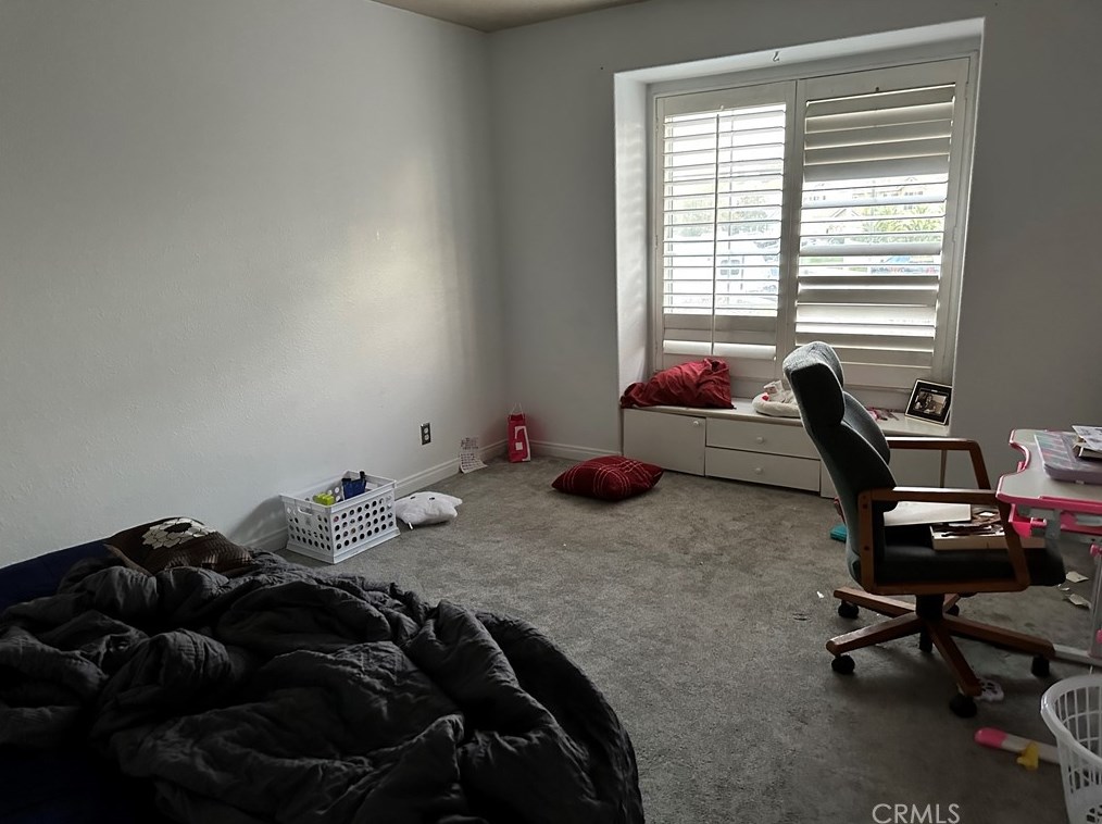 852 Camino Del Sol, Riverside CA  92508-6098 exterior