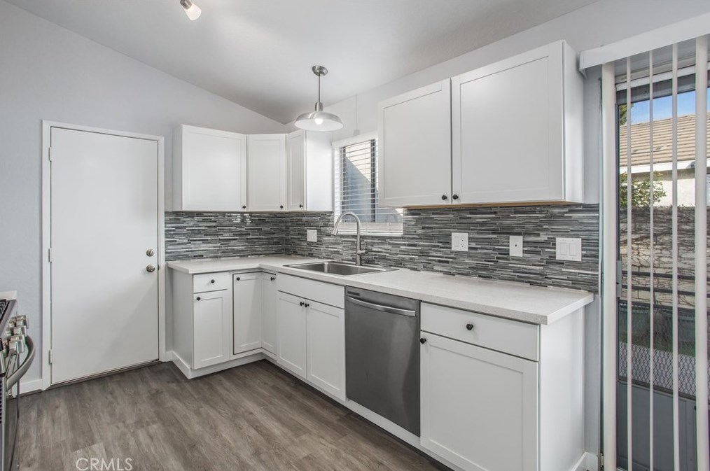 183 Jackson Rd, San Bernardino CA  92408-4103 exterior